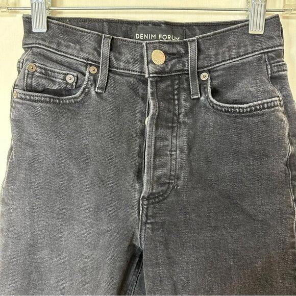 Aritzia Denim Forum - Arlo High Rise Straight -  Black - 23 - Picture 4 of 8